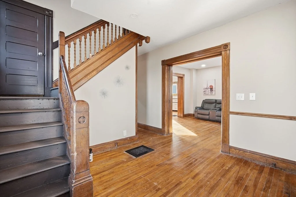 Photo of 106 Amherst St