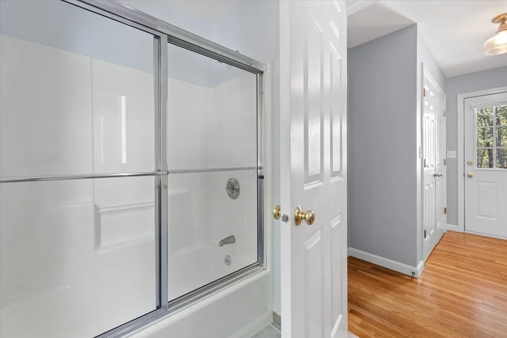 Photo of 6 Macalister Dr