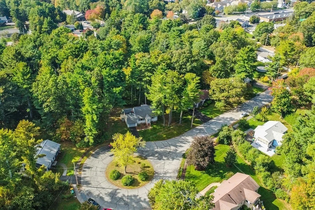 Photo of 5 Pineview Ter