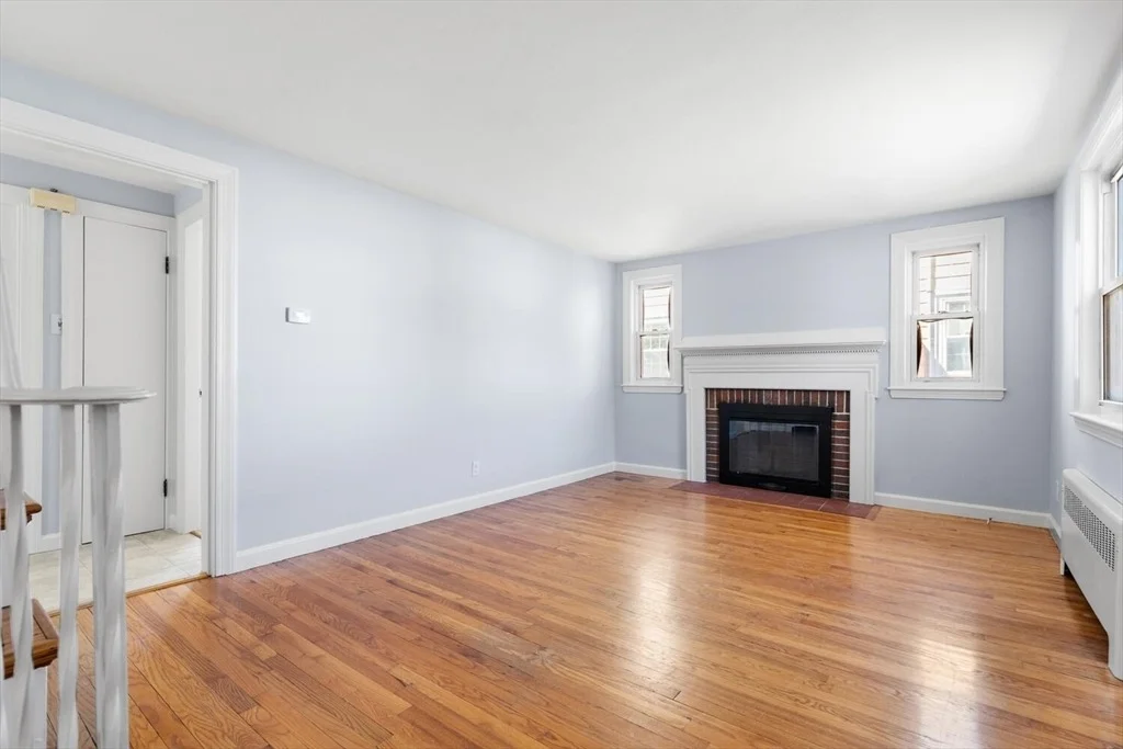 Photo of 61 Bay State Rd