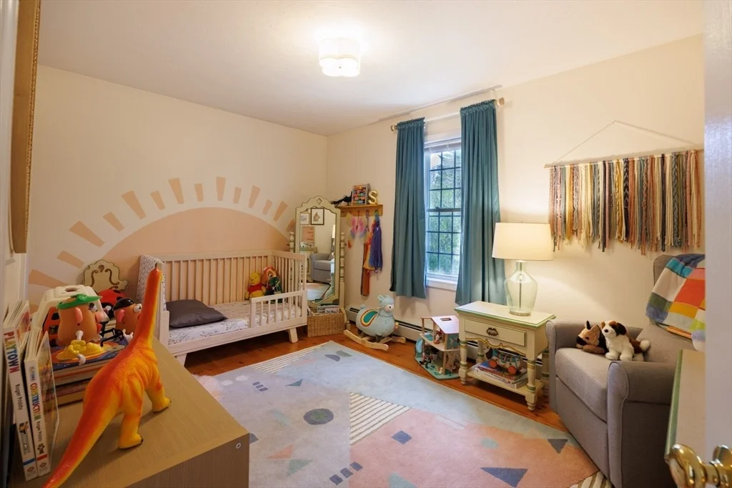 Photo of 15 Oak Dr
