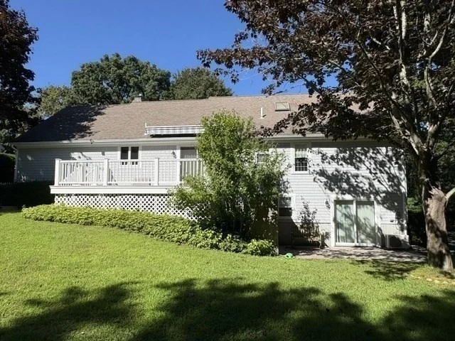 Photo of 107 Continental Dr