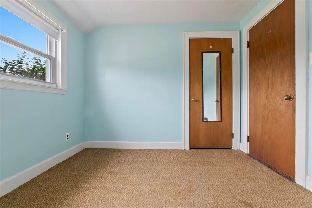 Photo of 30 Macarthur Blvd