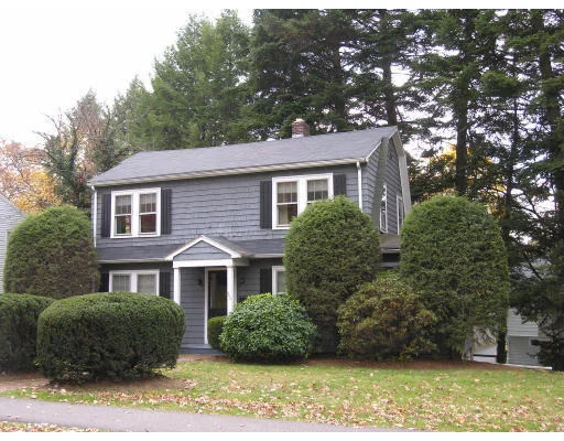 Photo of 566 Great Plain Avenue
