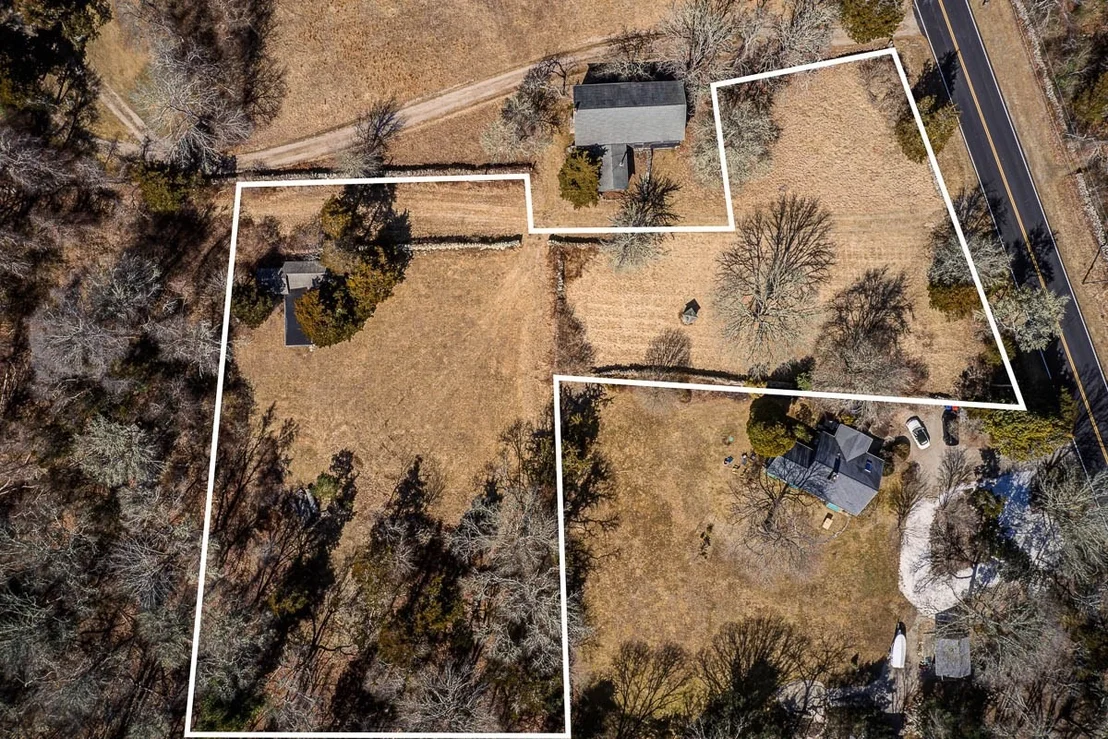 Photo of 1749 Main Road