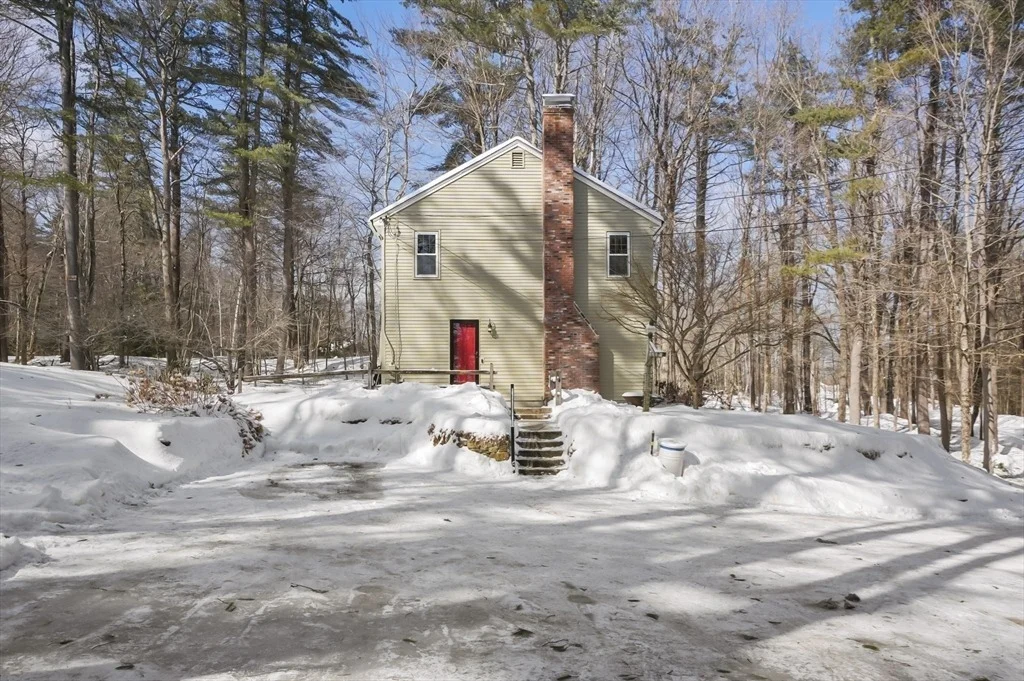 Photo of 3 Mount Jefferson Rd