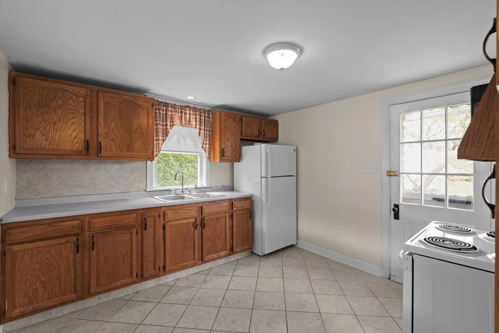 Photo of 25 Tullson Ave