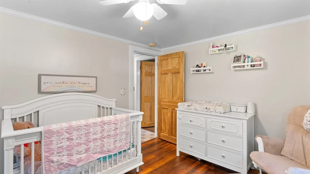 Photo of 2334 Main St