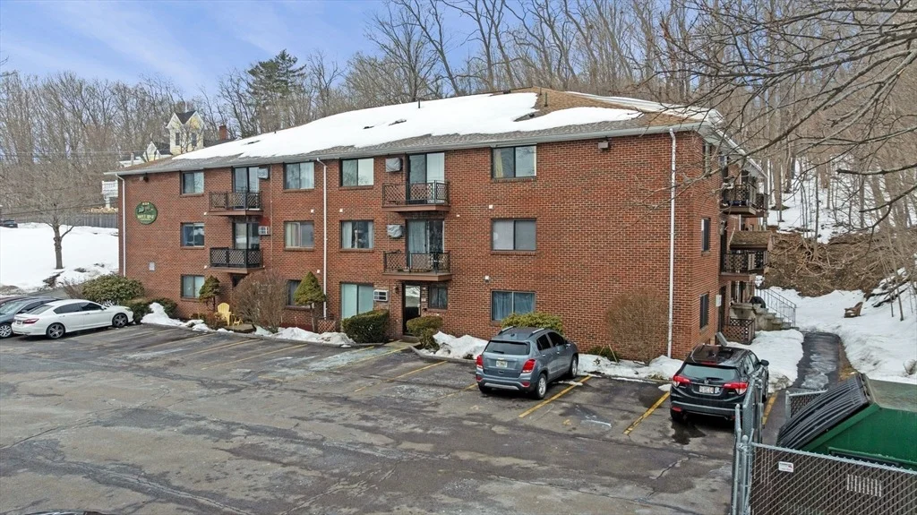 Photo of Unit 21 at 19 Maple St