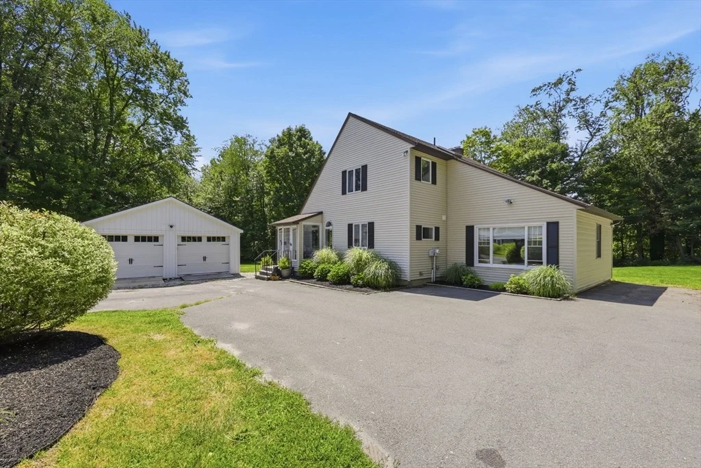 Photo of 11 Pineridge Rd