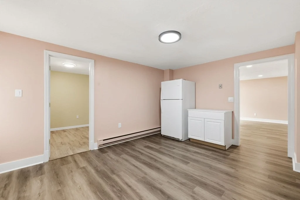 Photo of 18 Fuller Ave