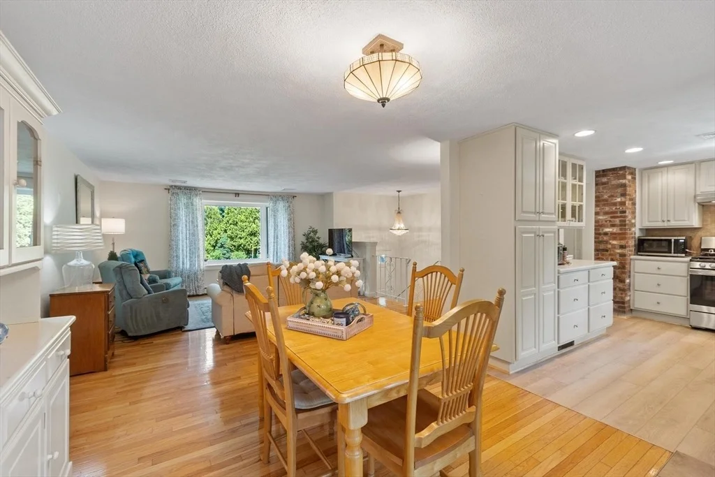 Photo of 159 Appleton St