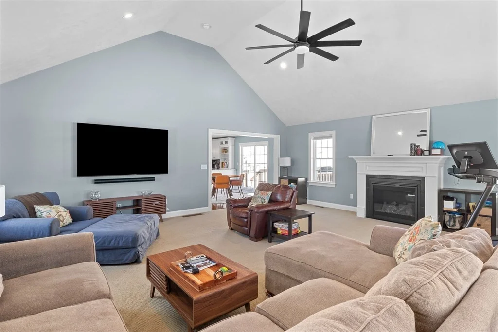 Photo of 6 Oakley Dr.