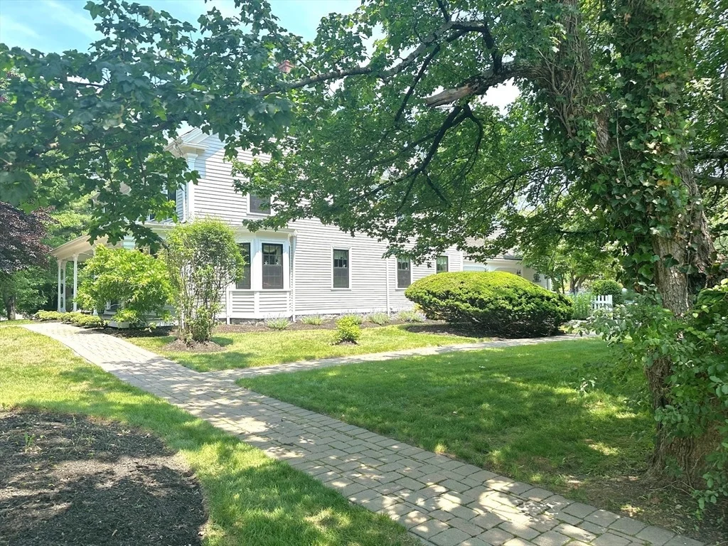 Photo of 240 Canton St