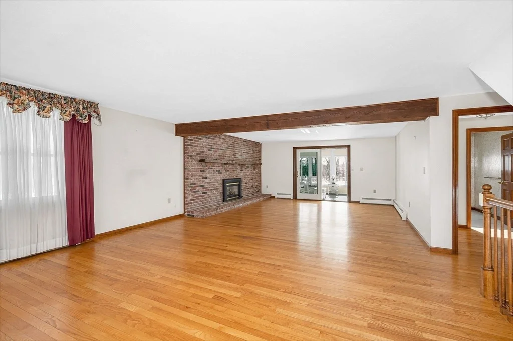 Photo of 287 Fox Ave