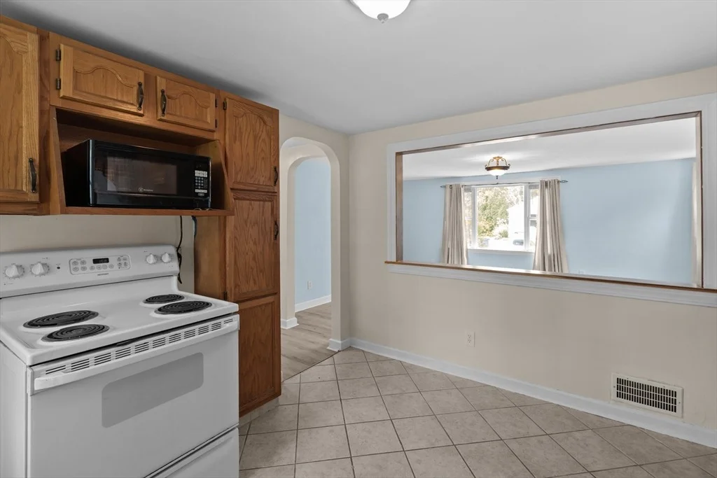Photo of 25 Tullson Ave