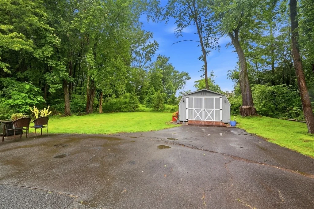 Photo of 75 Greystone Ave