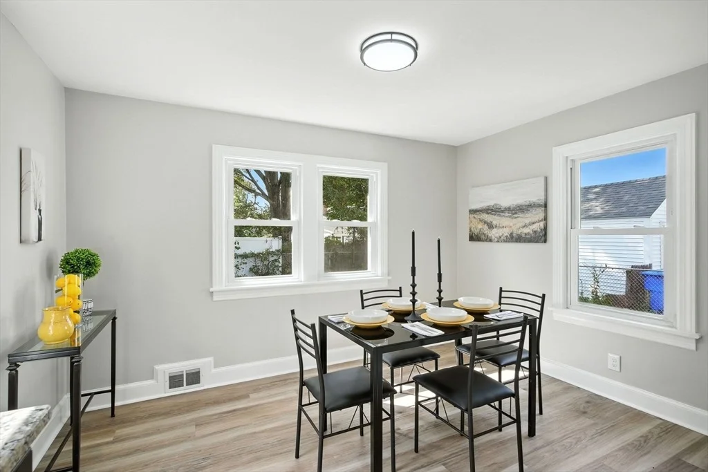 Photo of 104 Grandview St