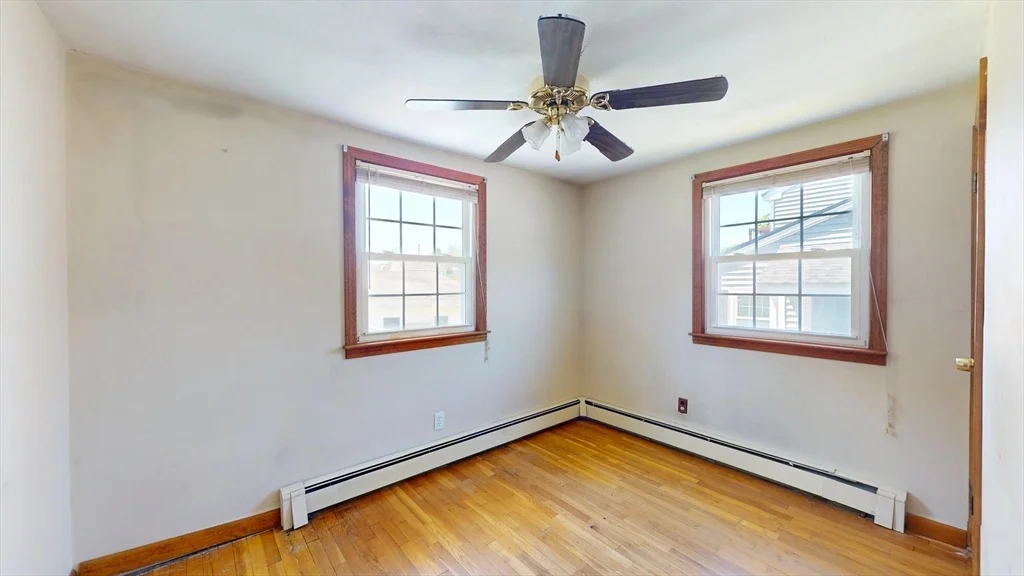 Photo of 160 Burnham Road