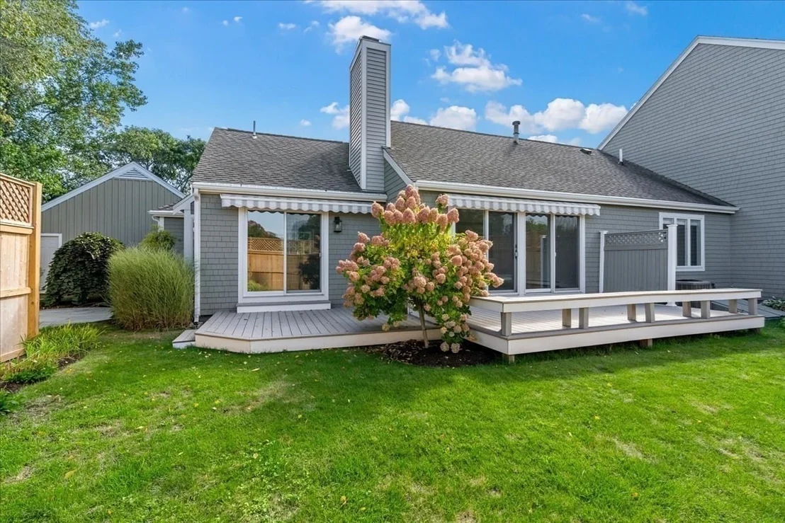 Photo of Unit 10 at 10 Floret Cir
