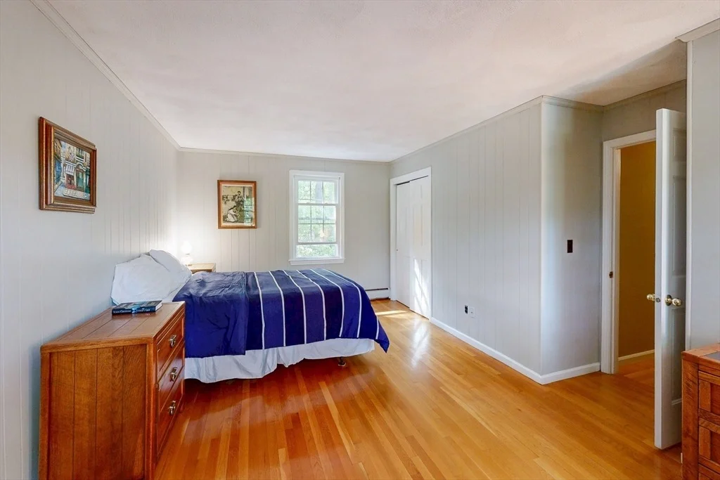 Photo of 13 Garry Dr