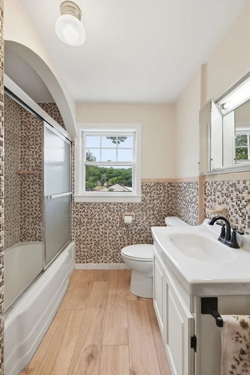 Photo of 375 Fredette Street