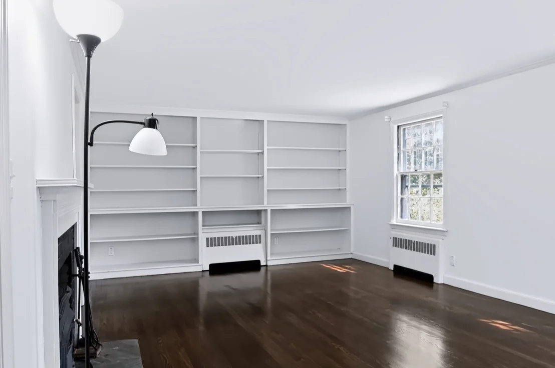 Photo of 10 Damon Rd