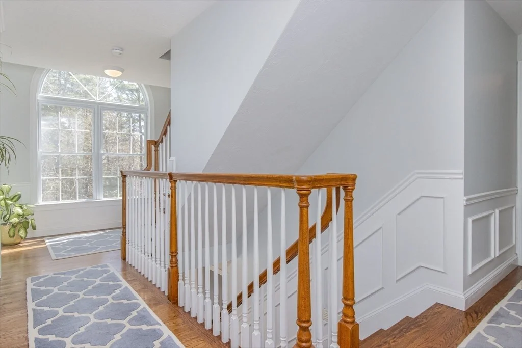 Photo of 515 Old Dunstable Rd