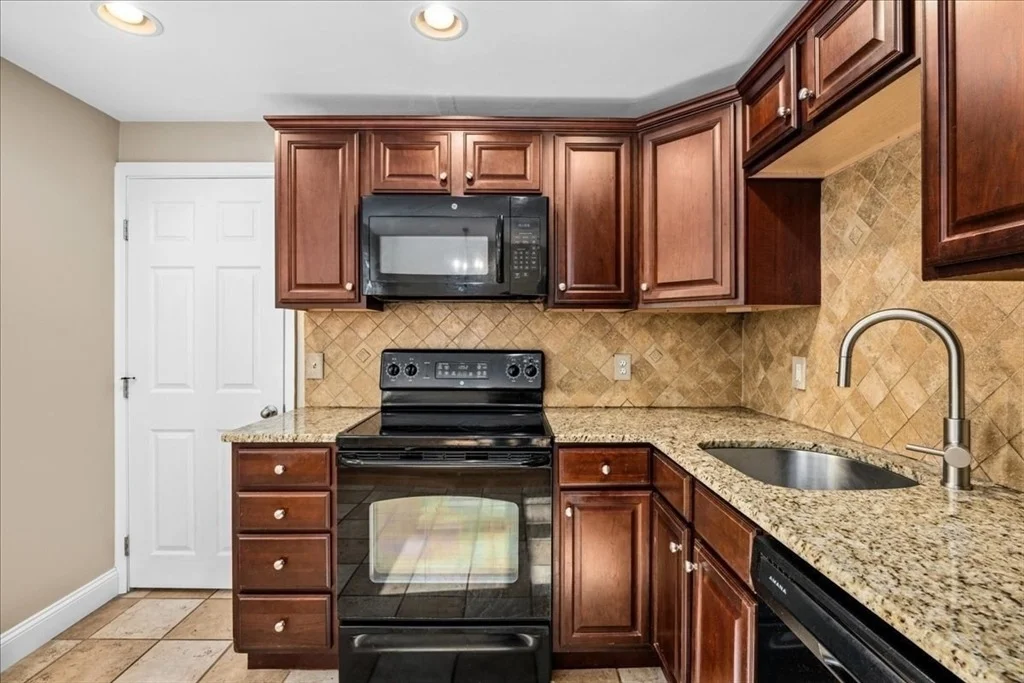Photo of 7 Neptune Dr