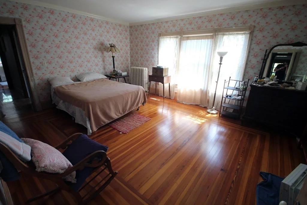 Photo of 50 Bellevue Ave