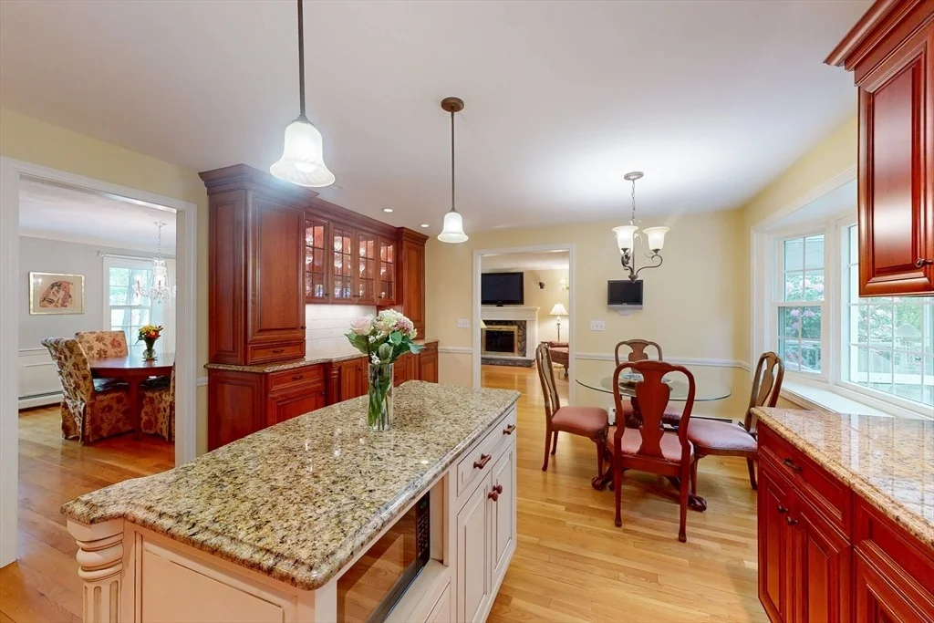 Photo of 13 Garry Dr