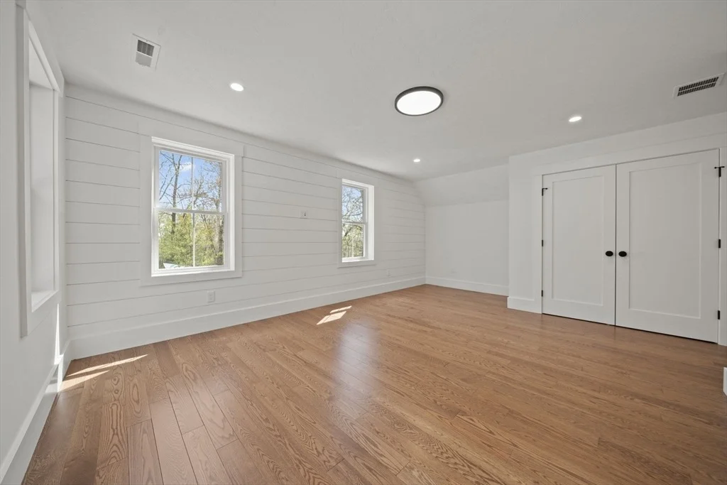 Photo of 301 Maple