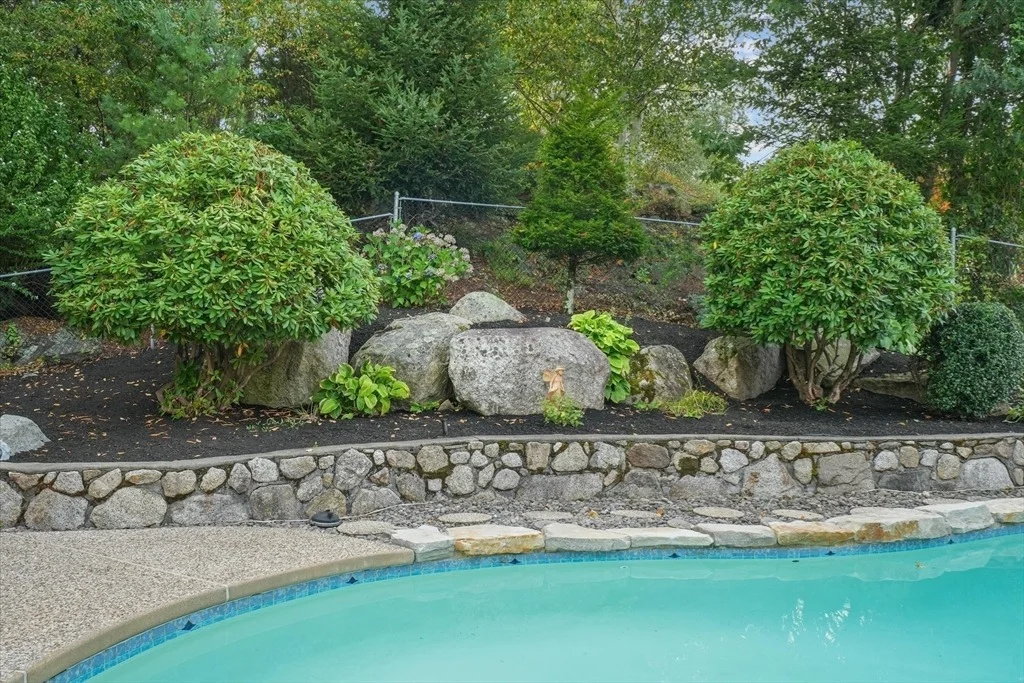 Photo of 325 Den Quarry Road