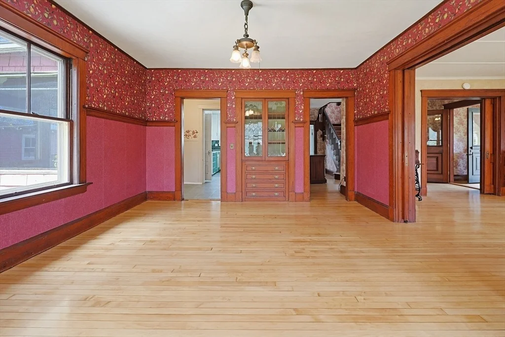 Photo of 92 Dennison Ave