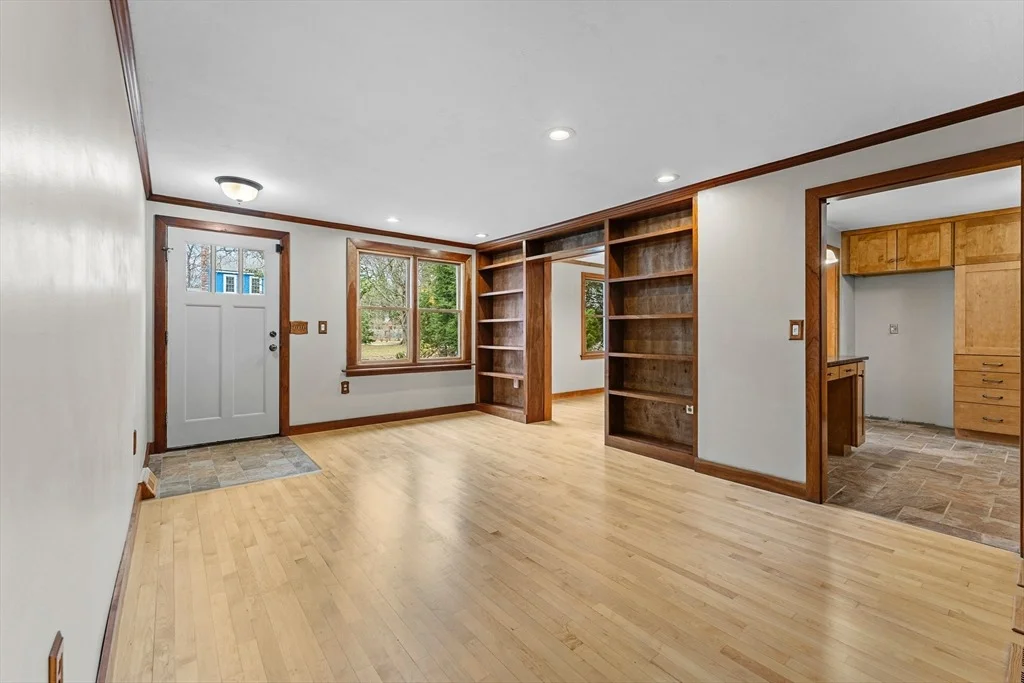 Photo of 46 Perry Henderson Dr