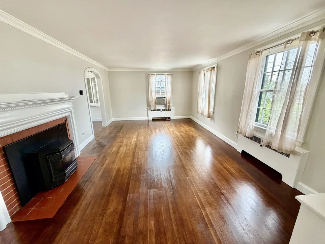Photo of 11 Benz St