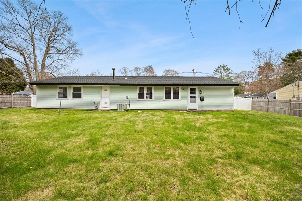 Photo of 122 Sinclair Rd