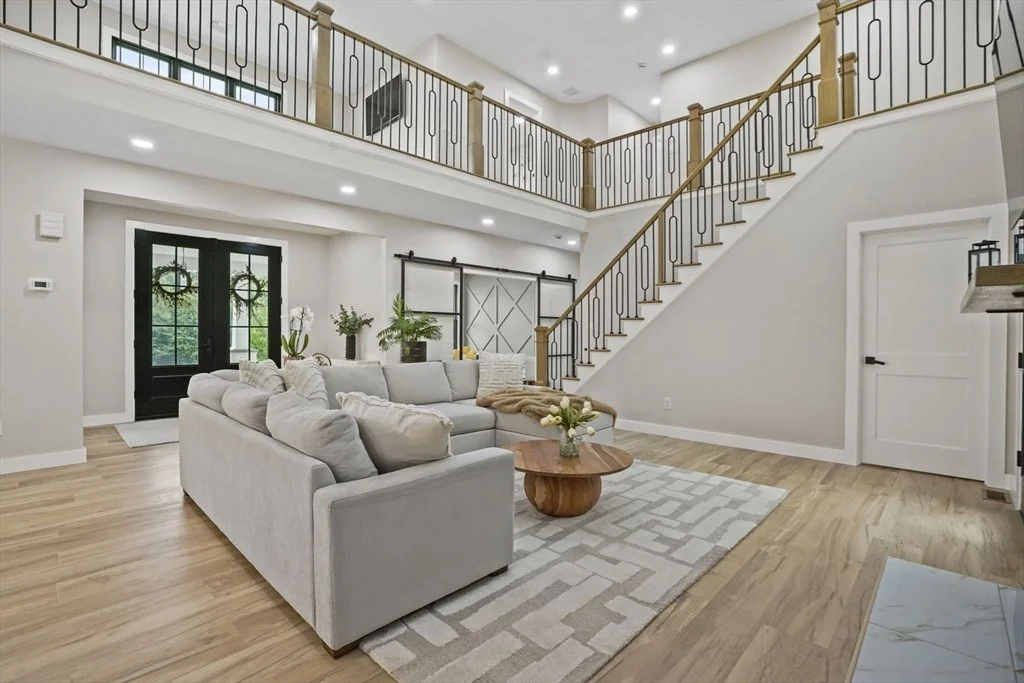 Photo of 22 Sunset Ridge