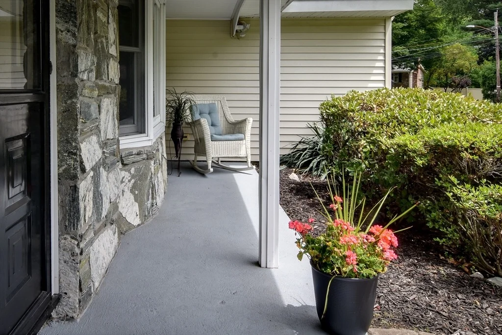 Photo of 9 Larnis Road