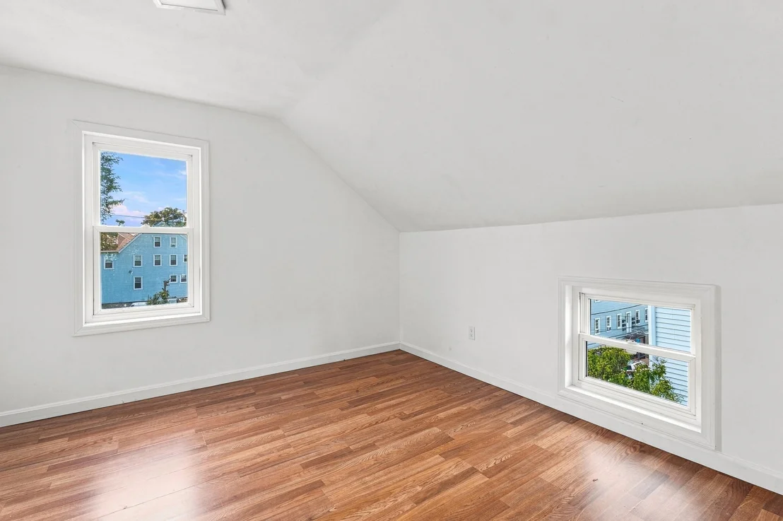 Photo of 650 Third