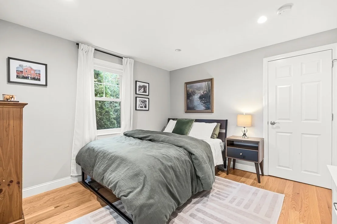 Photo of 15 Millbrook Rd