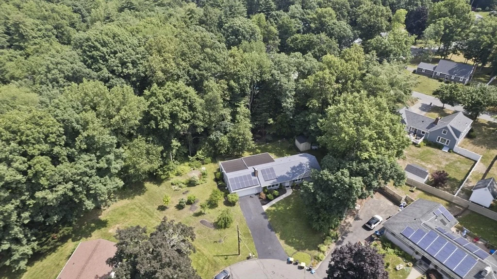 Photo of 271 Brookwood Drive