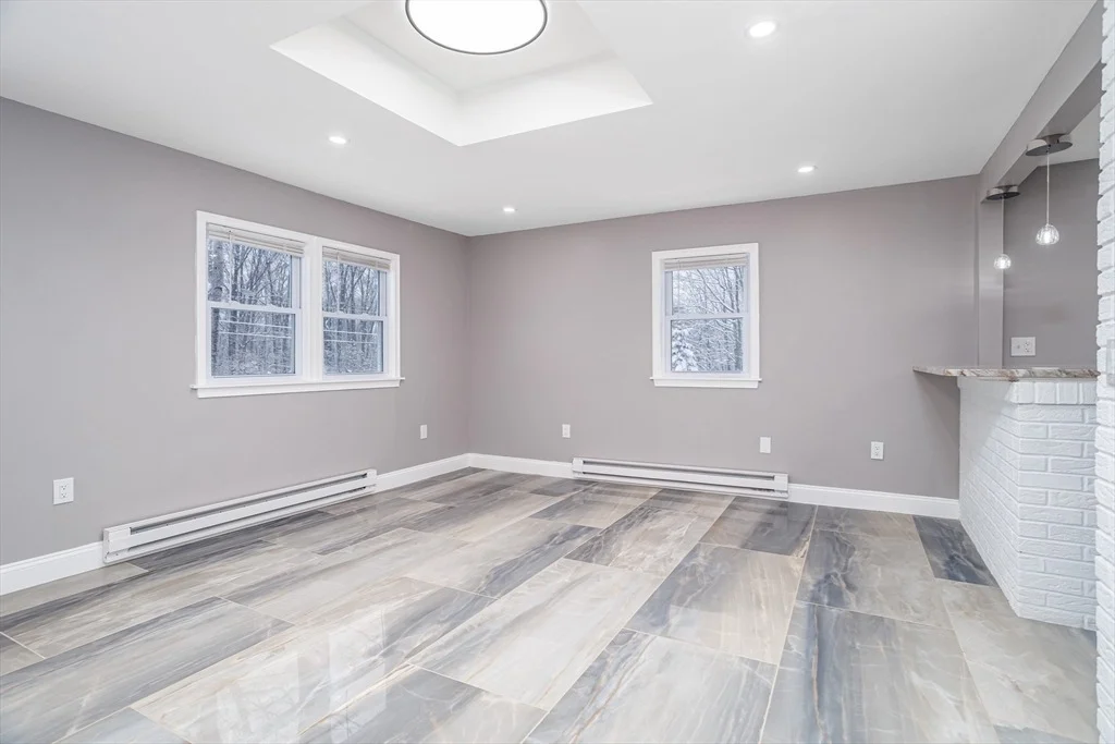 Photo of 1020 Richardson Road