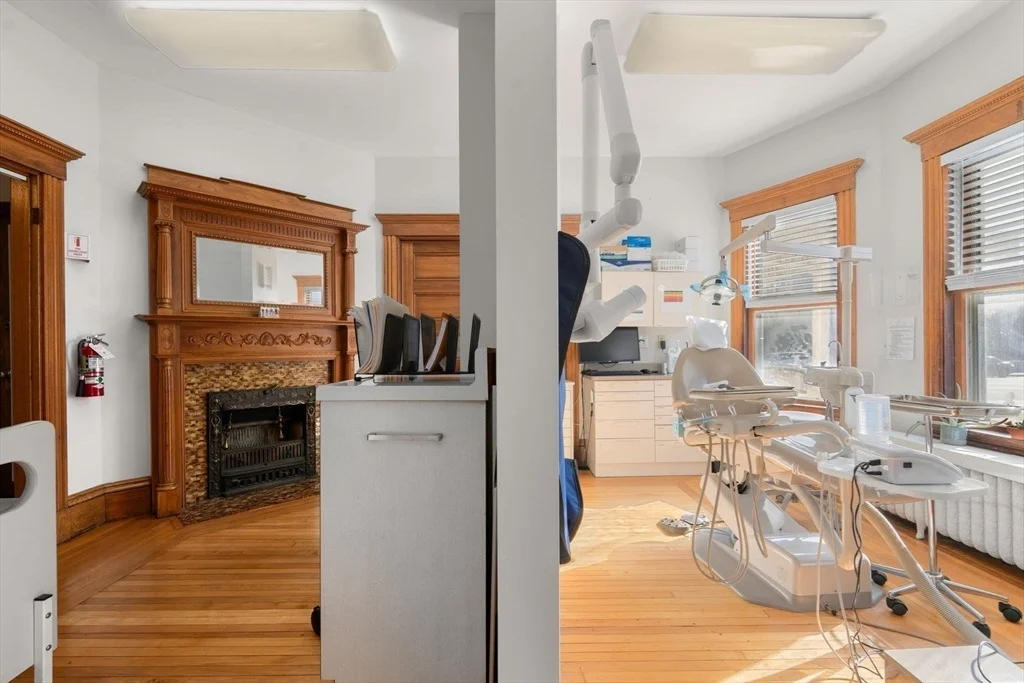 Photo of 826 Broadway