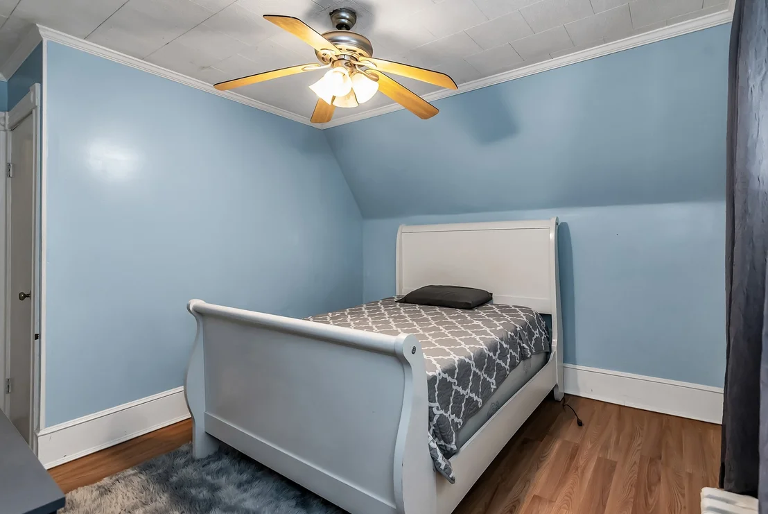 Photo of 100 Clover St