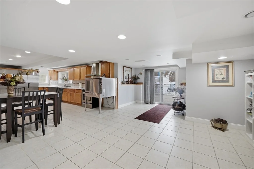 Photo of 239 Fuller Road