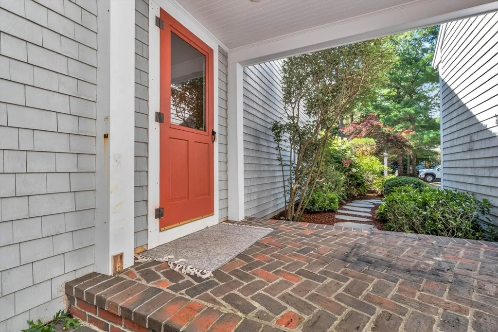 Photo of 116 West Way