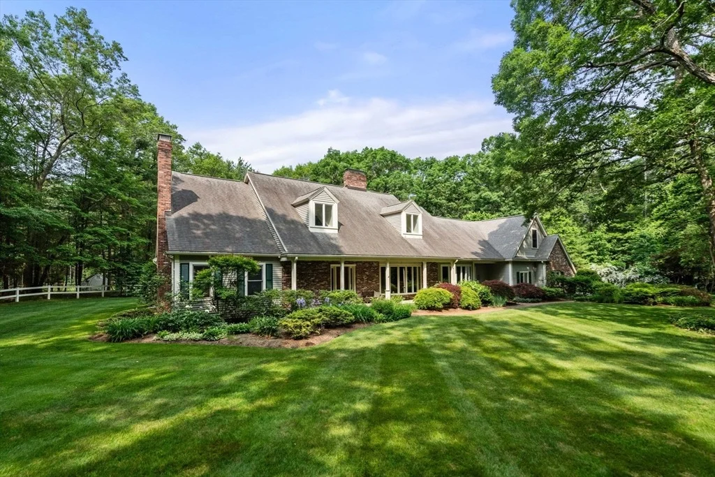 Photo of 8 Pleasant Street