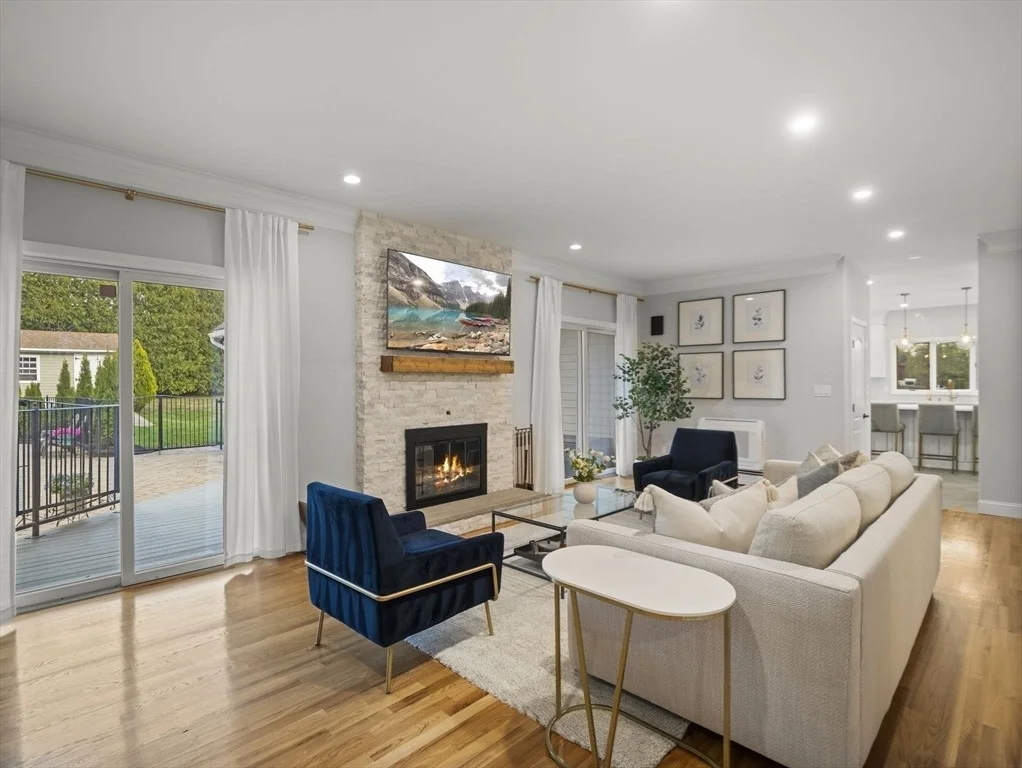 Photo of 10 Alfred Dr