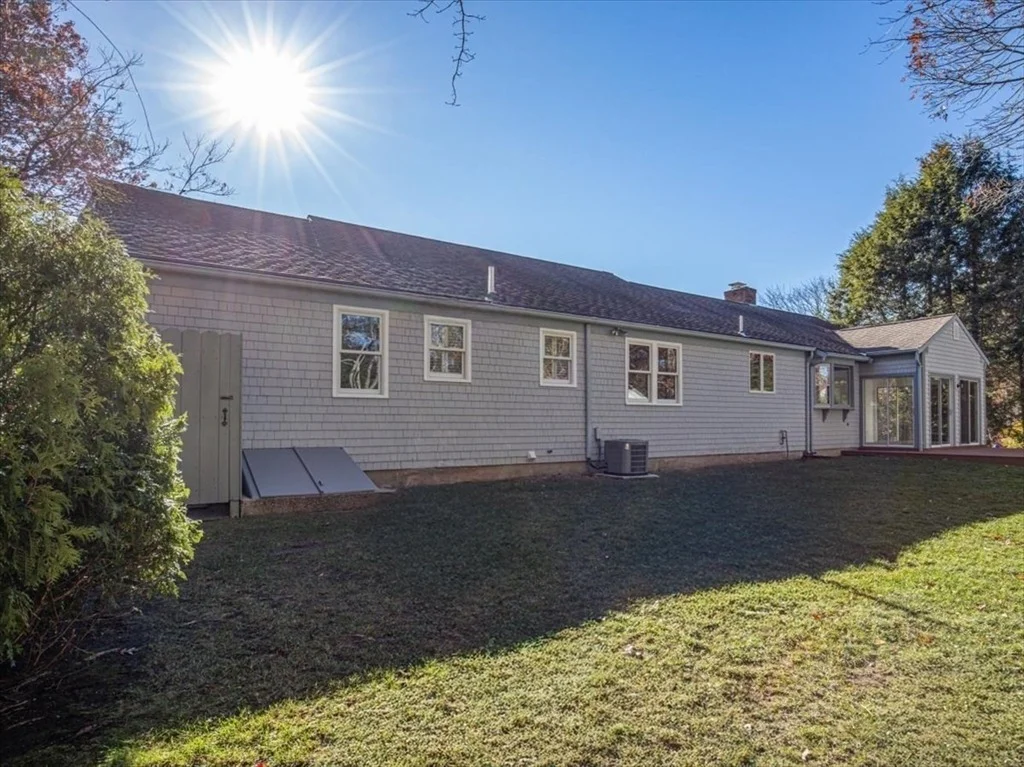 Photo of 205 James Otis Rd